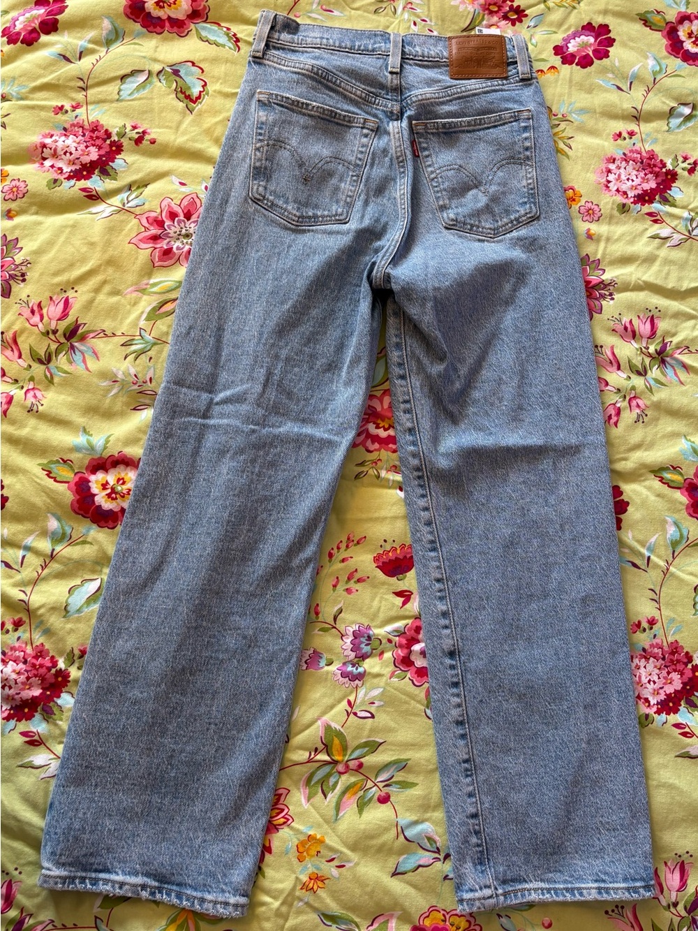 Levi’s Premium 72693-0093 Ribcage Straight Ankle Big E light wash jeans 25W 27L